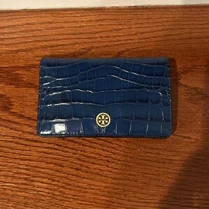 Tory Burch Croc Embossed Slim Wallet